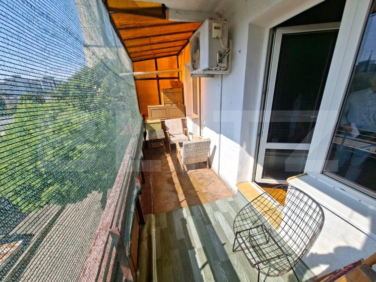 Apartament cu trei camere de vânzare în Tudor! Zona Înfrățirii|