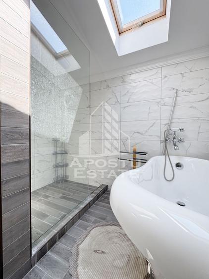 Penthouse 3 camere de vanzare, 97mp utili + balcon, Giroc