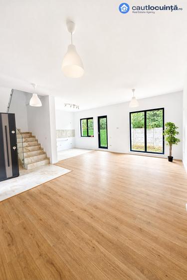 Vila de Vanzare | 3 bai | Prelungirea Ghencea | 2 Parcari | 118 MP | PREMIUM