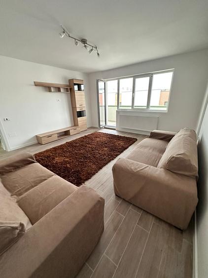 VANZARE 3 CAMERE TITAN - GURA PUTNEI 114 MP