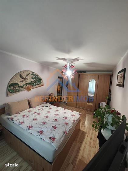 Apartament de vanzare cu 3 camere, zona Rahova,67mp