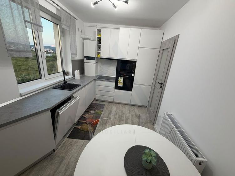 Apartament Premium 3 camere 2 locuri parcare etaj 2 Calea Surii Mici