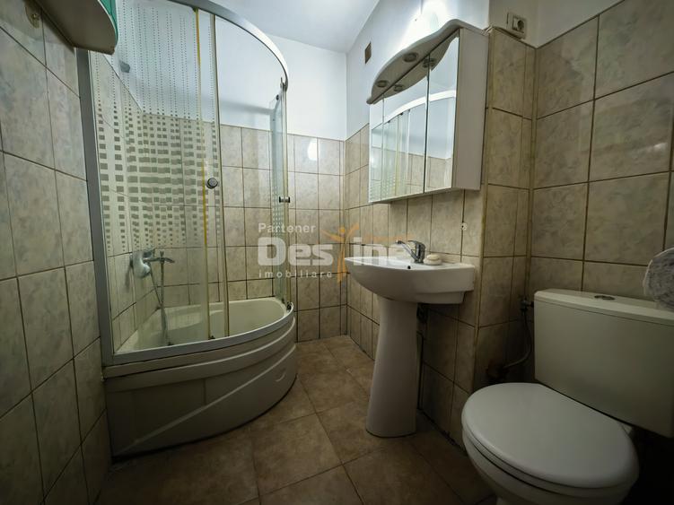 Apartament 1 Cameră 32 m, etaj intermediar, imobil cu lift