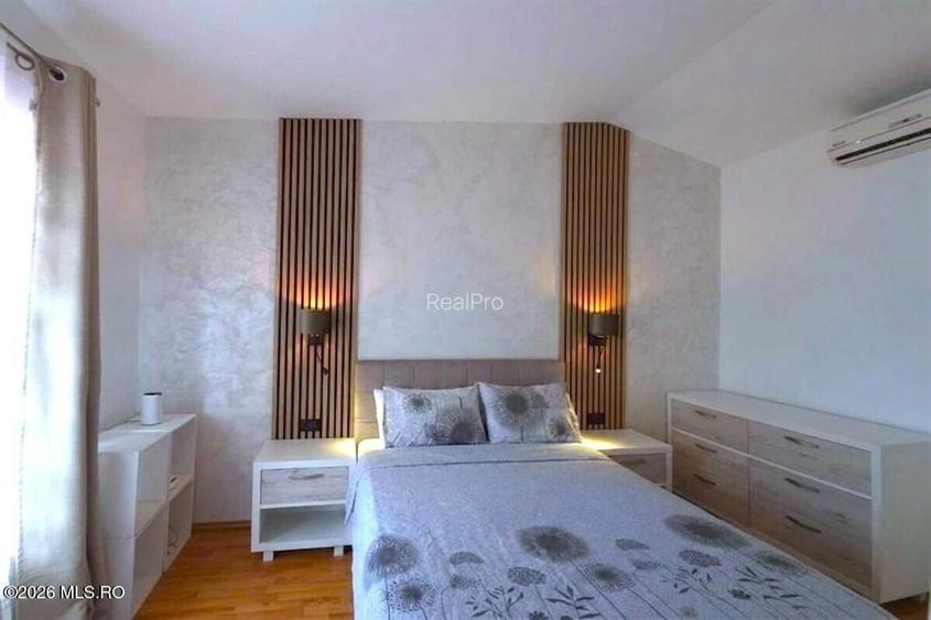 Cumpana - Del Sole, Str. Padova 4, vila P+M, teren pe colt de 397 mp! - 35