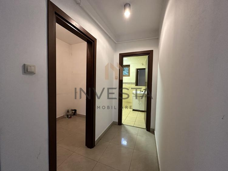 Apartament cu 3 camere decomandate si 3 terase in zona Andrei Muresanu