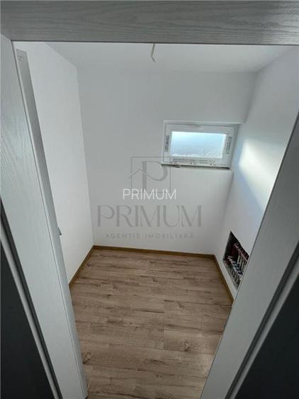 Duplex spatios - bucatarie inchisa - zona in plina dezvoltare - 12