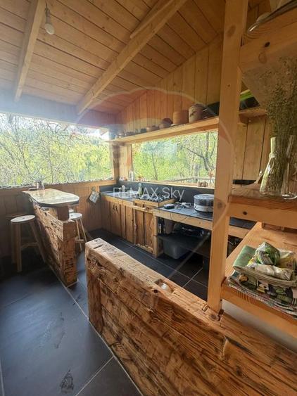 Casa de vânzare | Horea, Alba | Lux și Spațiu Generos - 16