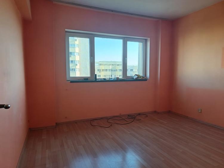 3 camere/ Sos Pantelimon/ etaj 10/