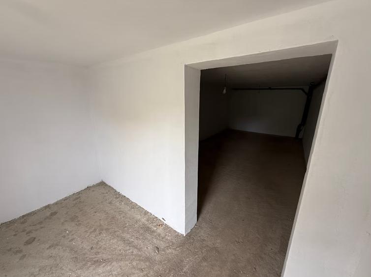 Duplex cu 4 camere în Valea Lupului-Iași! Beci generos! Comision 0%