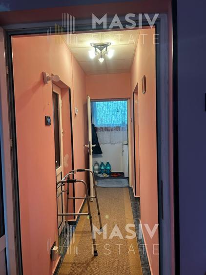 De vanzare apartament la casă cu grădină proprie