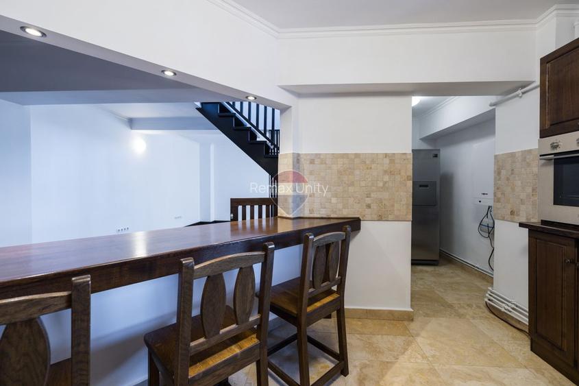 Apartament 5 camere de închiriat| Zona 15 Noiembrie |Vedere panoramica - 8