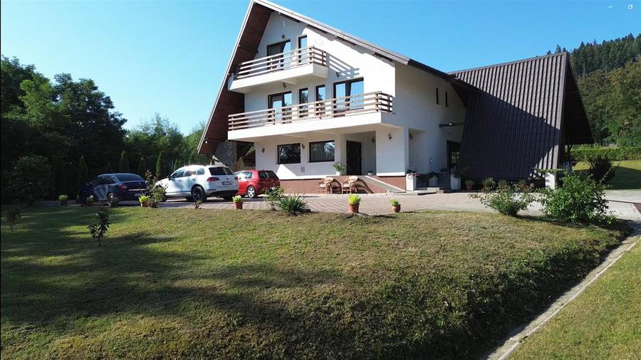 CASĂ DE VACANȚĂ DE VÂNZARE ÎN BUCOVINA | MĂLINI HE