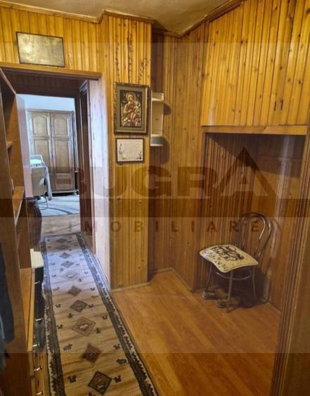 Apartament cu 3 camere, 66 mp, etaj intemediar, garaj, Zona Minerva