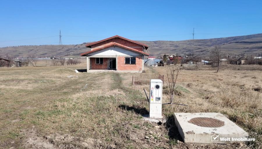 Casa la tara cu 1843 mp teren – liniste si natura langa Cluj