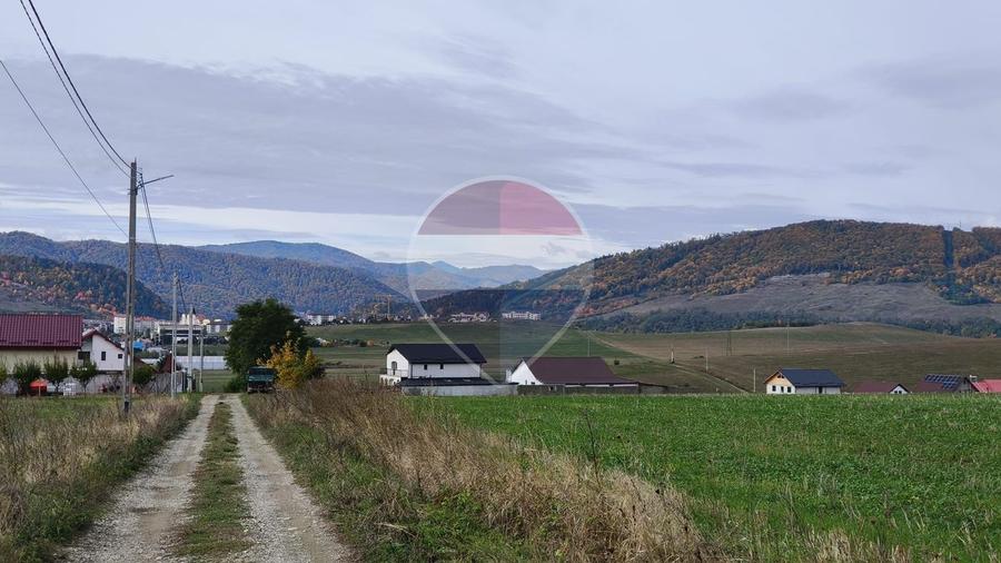 TEREN DE VÂNZARE, GÂRCINA-PIATRA NEAMȚ / Strada Dealul Lung