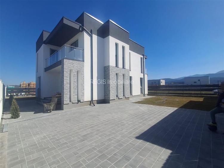 Vila moderna de 4 camere in Cristian - 2