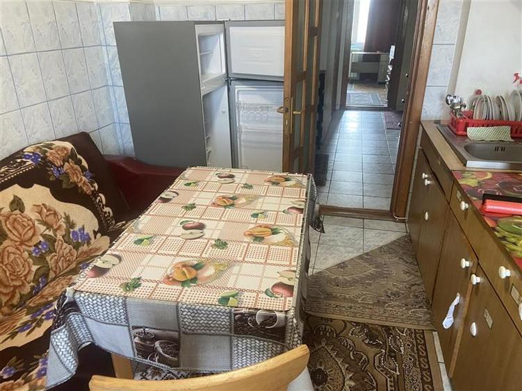 Apartament 3 camere , zona b-dul Brailei - hipermarket Kaufland - 1 Decembrie 19
