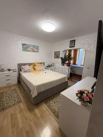 Apartament 3 camere decomandat, etaj 2/4 – ideal locuință sau investiție