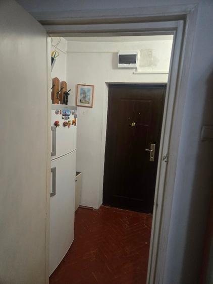Închiriez garsoniera  Vatra Luminoasa 33 mp