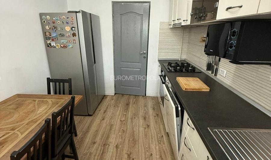 Apartament 3 camere cu terasa mare si vedere la parcul  Tei - 9