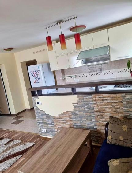 Apartament cu 3 camere zona Pacurari
