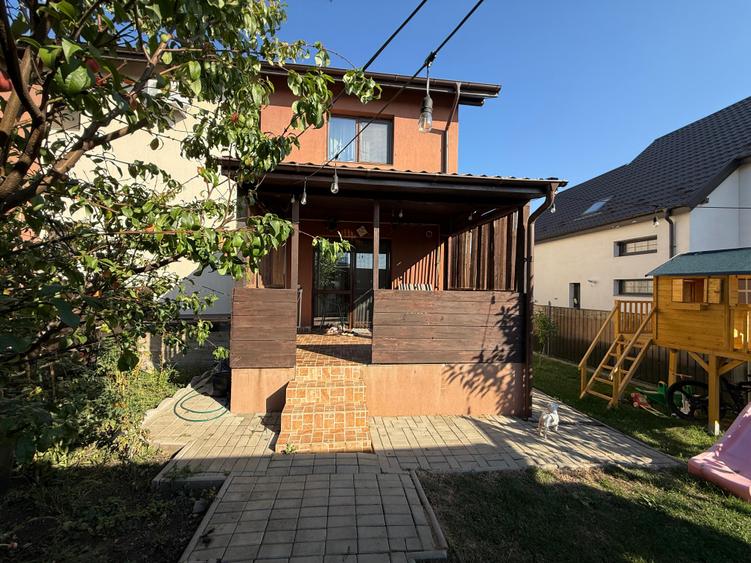 De vânzare | Casă 4 camere | Valea Lupului | Curte 200 mp | 195.000 € | Comision
