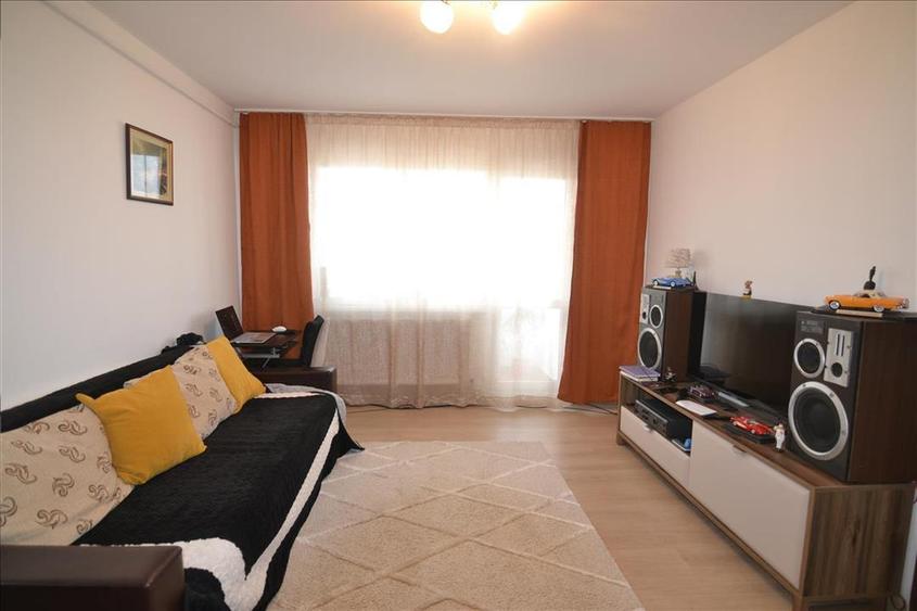 Inchiriere apartament  2 camere 50 mp utili, Gemenii - 2