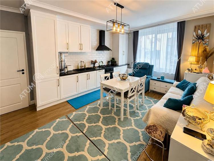 Apartament cochet cu 3 camere, gradina si 3 parcari in zona Selimbar