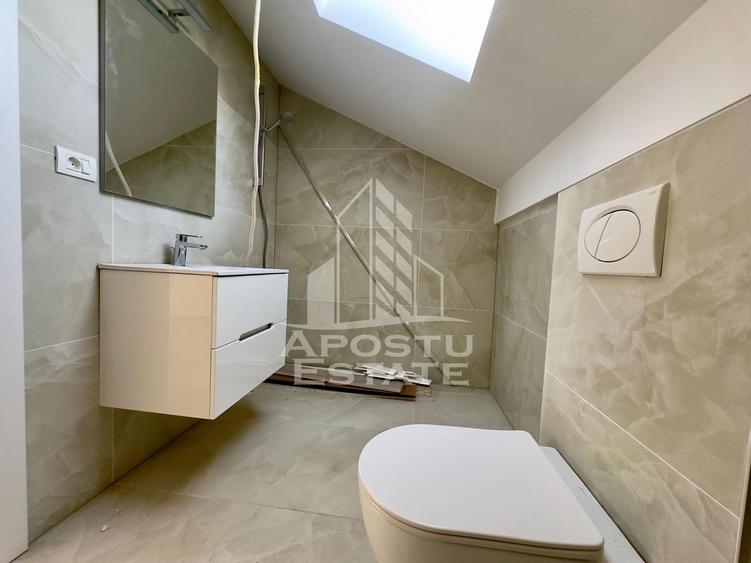 Penthouse cu 3 camere, 2 bai si dressing in spate la Lidl.