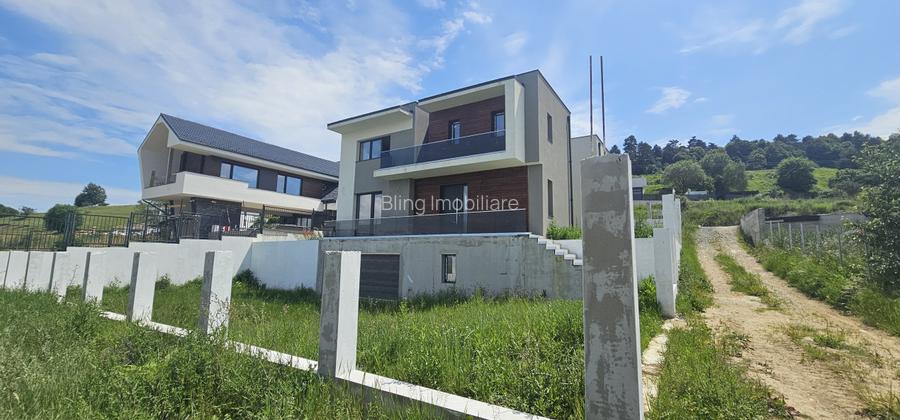 Casa Individuala, 280 MP, Garaj si Curte 770 MP, Feleacu Zona Wonderland  - 3