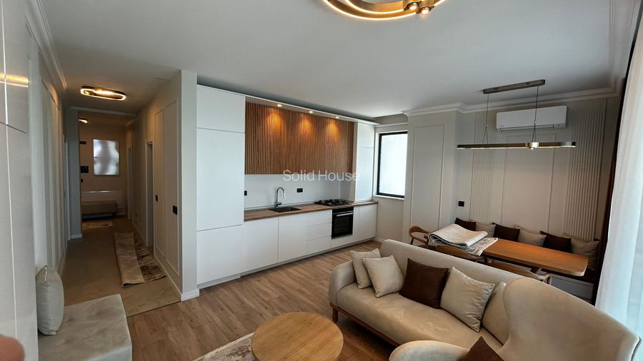 De vanzare ! Apartament premium cu 3 camere in Solid House Faleza Nord ! - 2