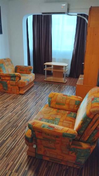 Apartament 3 camere de închiriat – Tomis Nord | 500 €/lună