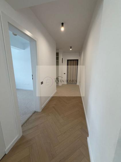 Bloc cu regim redus de înălțime/3 camere/2 băi/Construcție premium