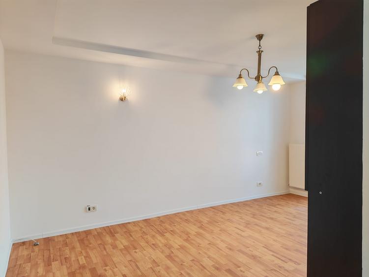 Apartament 3 camere decomandate Razboieni