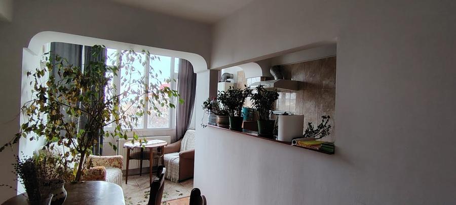 Apartament 5 camere Piata Mare
