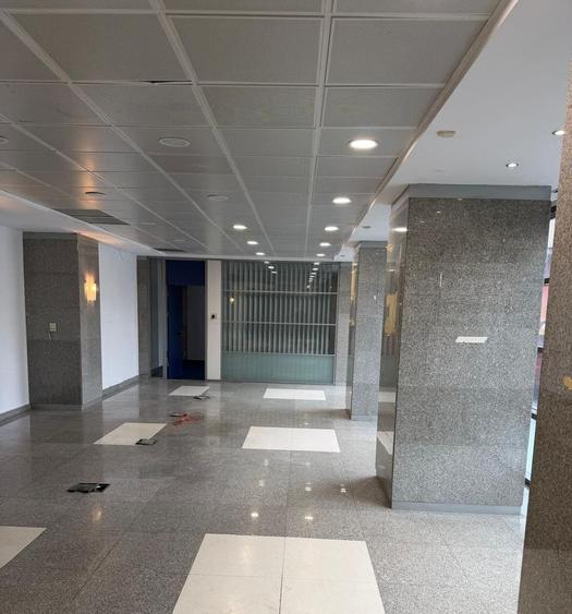 Spatiu comercial parter Notariat Cabinete Medicale Banca