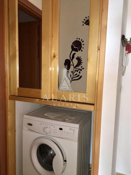 Apartament tip studio, etaj intermediar, zona Complex Studentesc