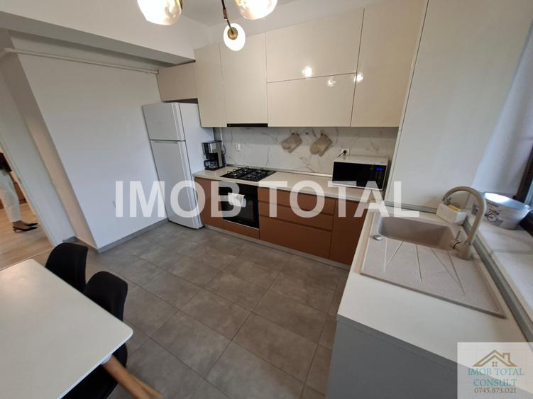 VAND APARTAMENT 3 CAMERE DECOMANDAT - 102 MP - MOBILAT LUX - PARCARE SUBTERANA