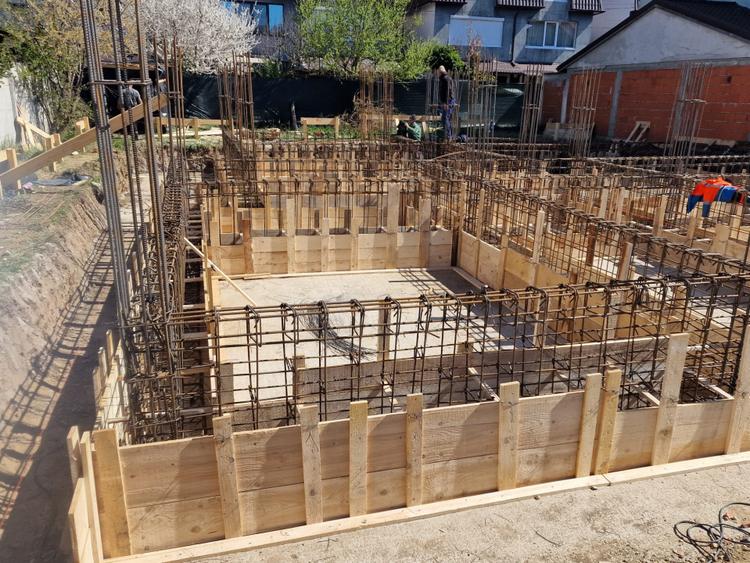 Super locatie, padure Rosu, vila în constructie 290 mp , teren 580 mp, Chiajna