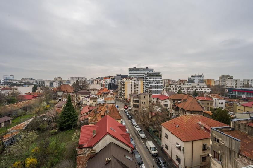 Apartament spectaculos 4 camere | 150 mp utili + terasă generoasă 70 mp | Delea - 37