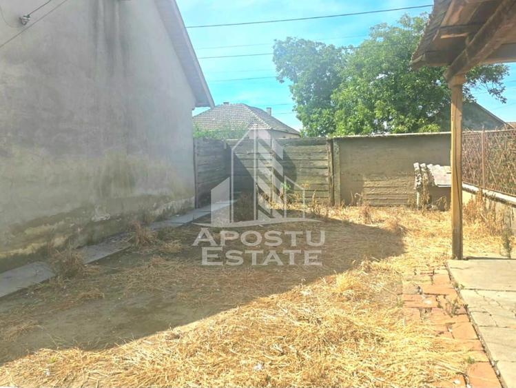 Casa cu teren in localitatea Simand