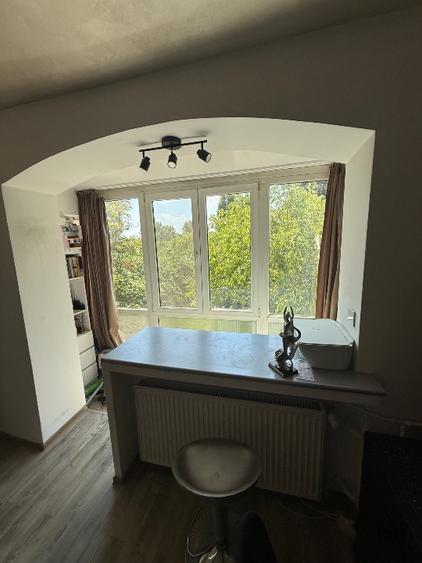Vand apartament doua camere lux , vedere la parc