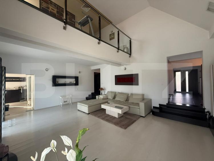 Casa individuala, 4 camere, 227 mp utili, zona Lidl Bucium