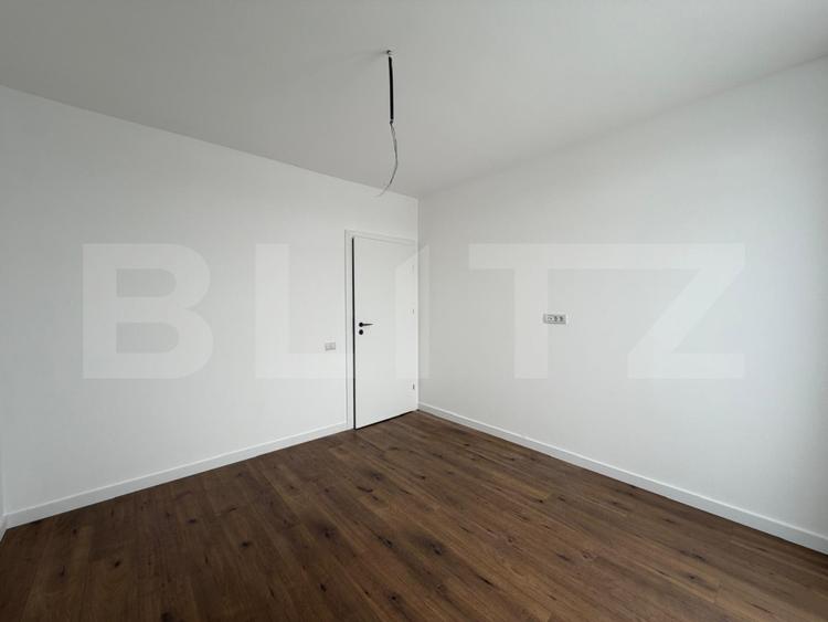 Penthouse de vânzare, 106 mp utili + terasă 66 mp, zona Torontalului