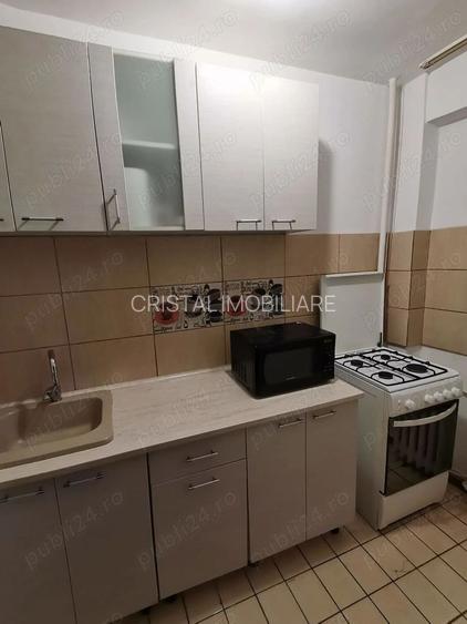 Vanzare Garsonieră 32 mp, etaj 4, renovată, mobilata, zonă 1 Mai - 6
