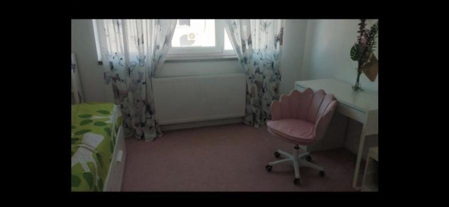 Închiriere Casă 4 camere în Pipera, 2 locuri parcare, Pet friendly, Curte