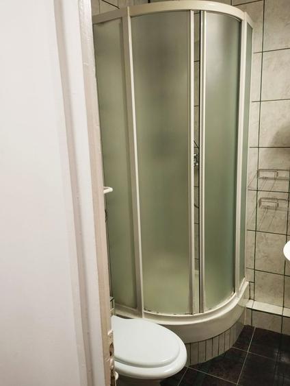 3 camere Brancoveanu - Secuilor - 2 gr. sanit., bloc 1986,loc parcare!