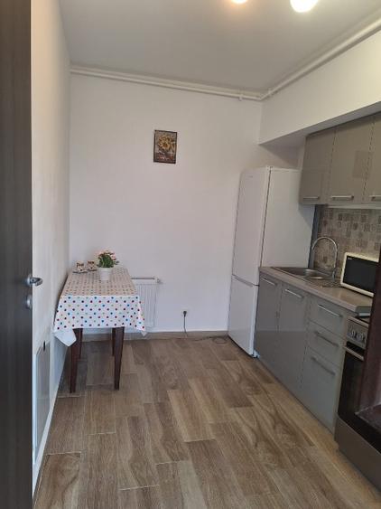 Particular închiriez garsonieră cu parcare subterană, Moghioros Park Residence