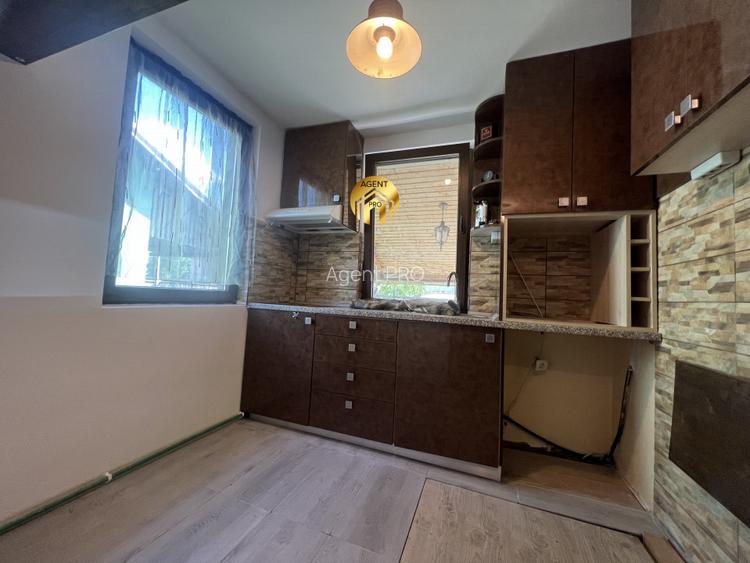 Doua vile individuale in aceeasi curte - 650mp teren - 20