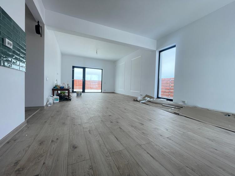 Casă individuala, 3 camere, teren 375mp, gata de mutat/Com.Berceni